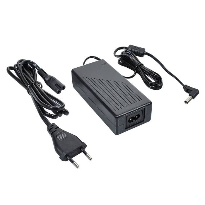 Adaptér 3000m Medeli MAD12/3000